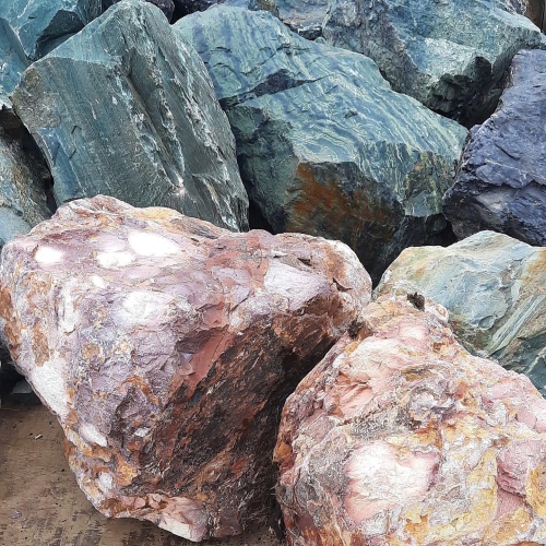 Ландшафтные глыбы красно-фиолетовые 200-1000 килограмм купить в Среднеуральске