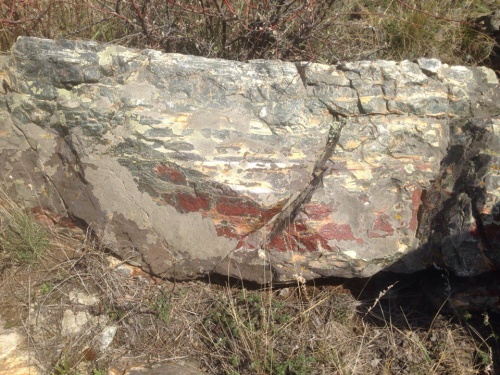 Гигантские зелёные валуны для ландшафтного дизайна весом более 5 тонн купить в Среднеуральске