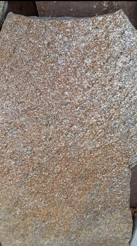 Плитняк златолит серебристый для цоколя, отмостки купить в Среднеуральске