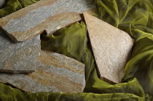 Плитняк златолит Уральский  для фасада купить в Среднеуральске